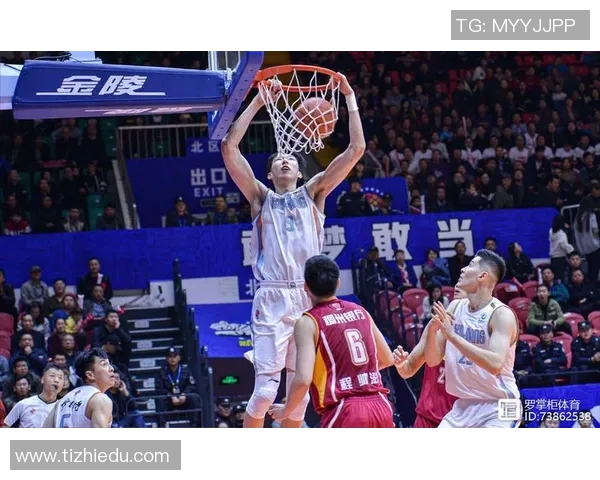 广东与新疆激战加时赛决胜时刻精彩纷呈引人瞩目